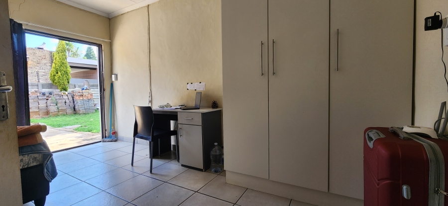 10 Bedroom Property for Sale in Die Bult North West